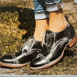 Freebird Mabel Distressed black leather Oxford